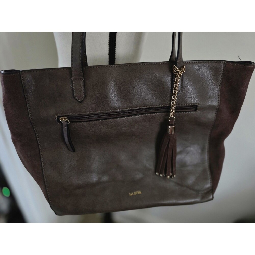Nice LA DIVA Taupe Grey Leather Handbag TOTE Large Purse w/Tassel Detail VguC